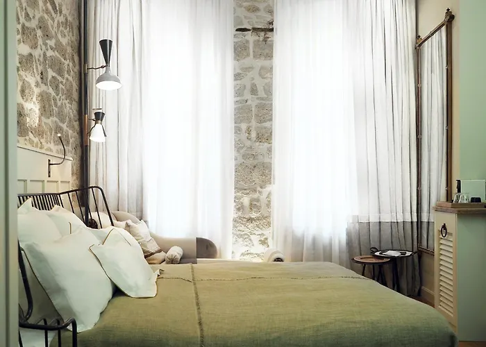 住宿加早餐酒店 Rumevi